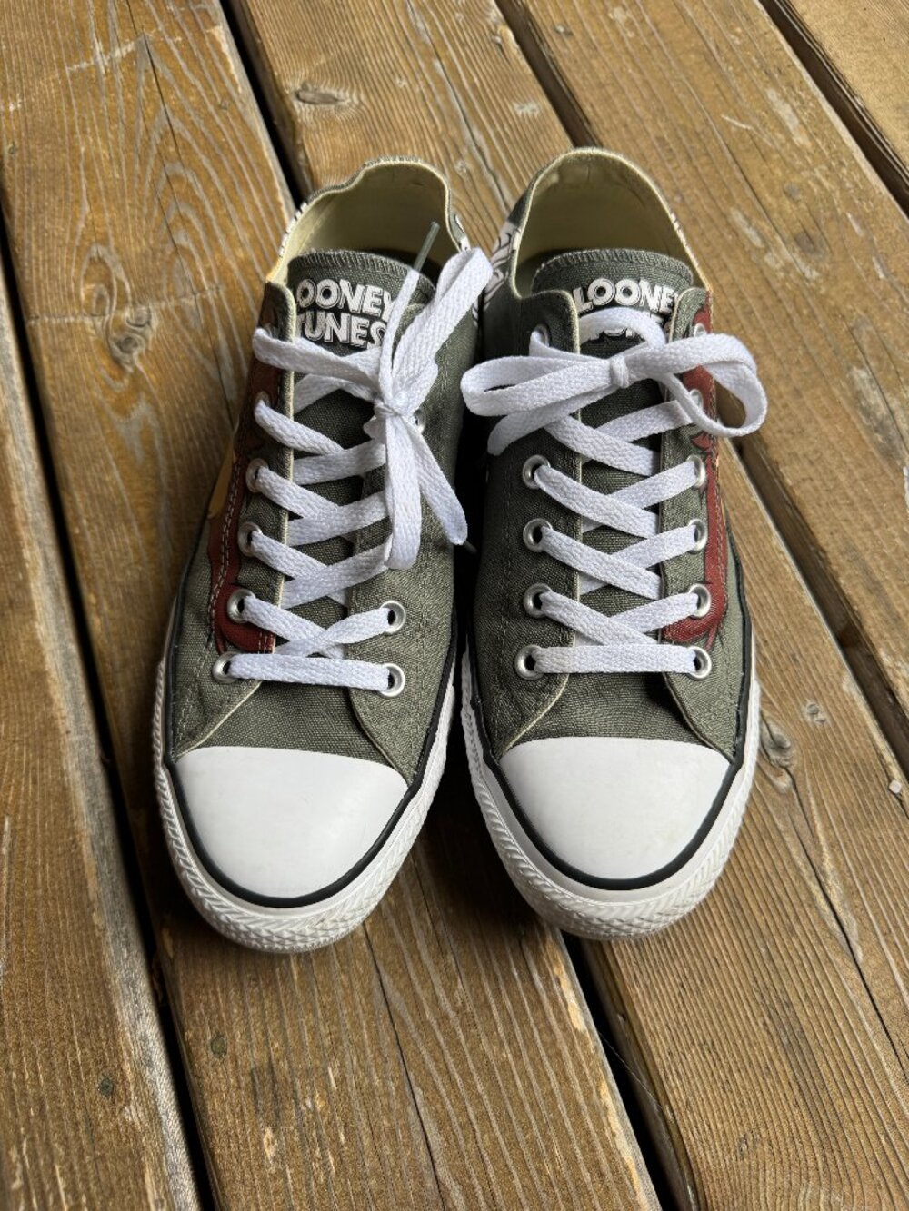 Converse Chuck Taylor All Star Low "Looney Tunes Tasmanian Devil" (Style: 158236